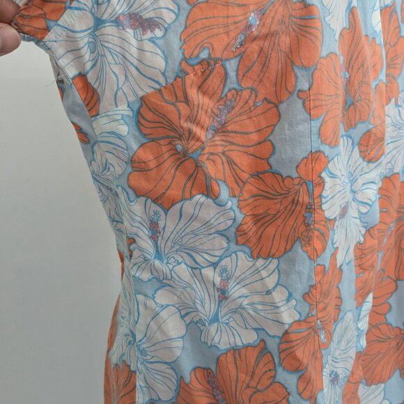 Izod Hawaiian Floral Print Button Down Top - Picture 2 of 5
